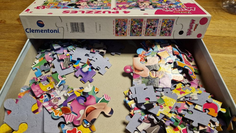 4  Minnie Mouse Puzzles (2x20 /2x60 Teile) 2