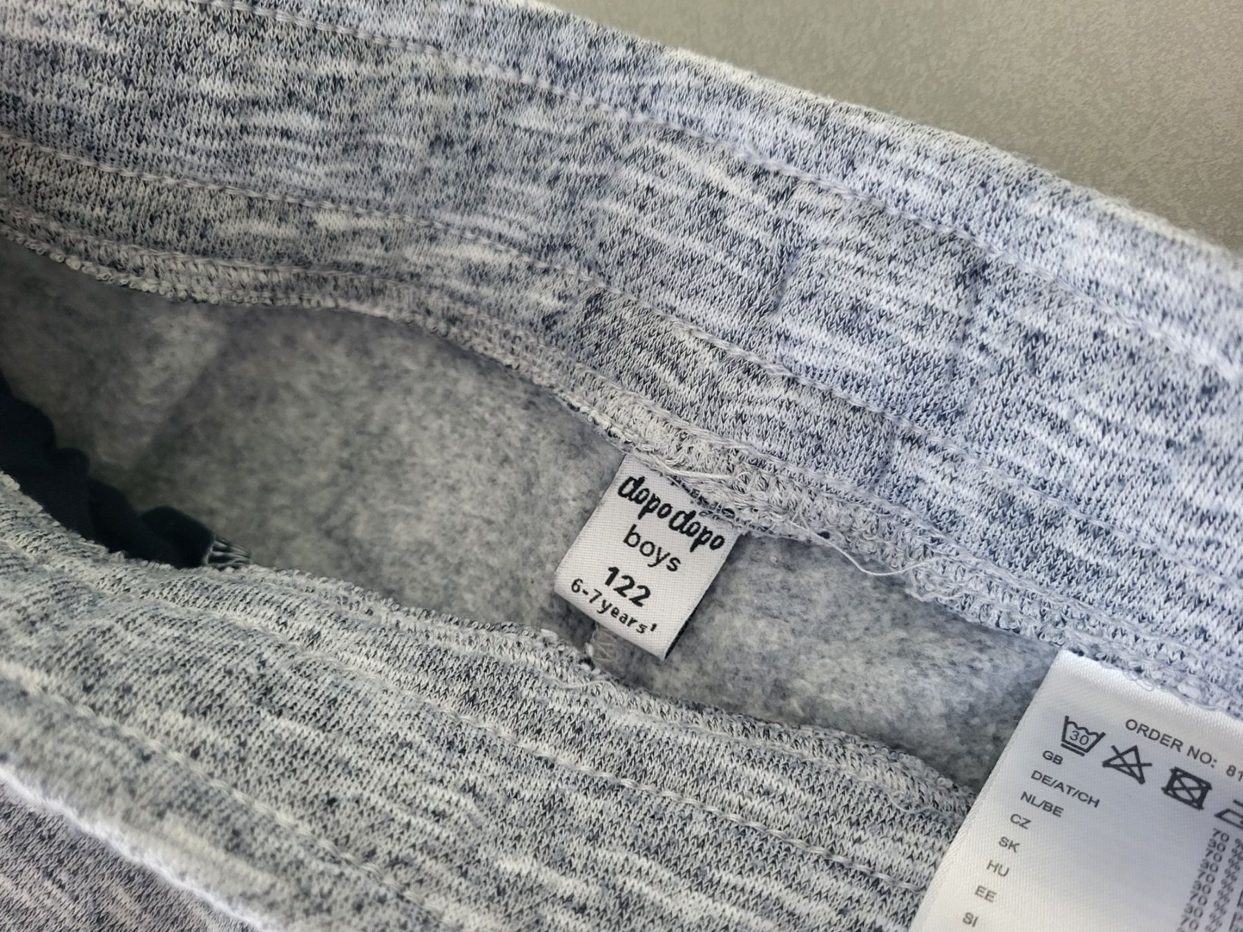 Pantaloni: Hose warm gefüttert gr. 122 – Usato da Boswil venduto da i12i 2