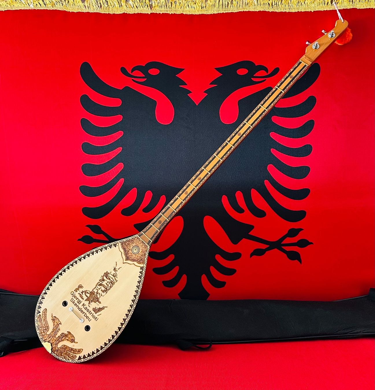 Strumenti musicali: Albanisches Musikinstrument Qifteli – Nuovo e nell'imballaggio originale da Kirchberg SG venduto da rex_pfd8 6