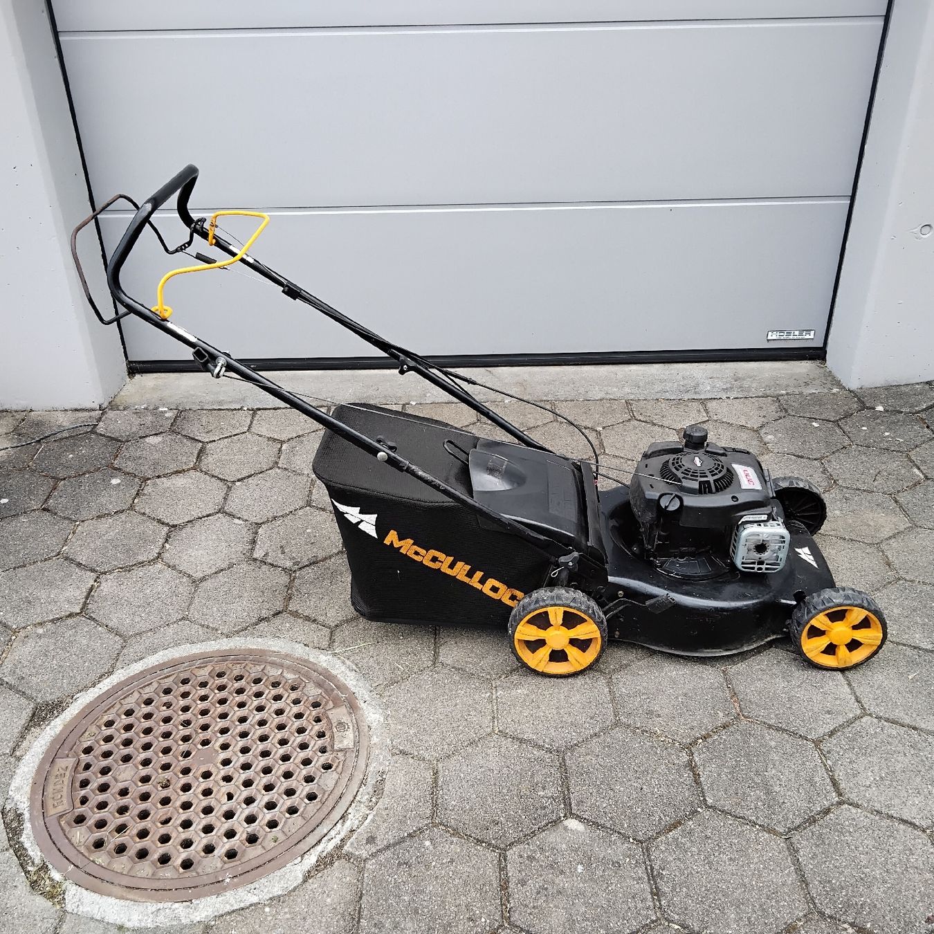 Tagliaerba: McCulloch Rasenmäher mit Briggs&Stratton 300 Motor  – Usato da Jonen venduto da Brokk 3