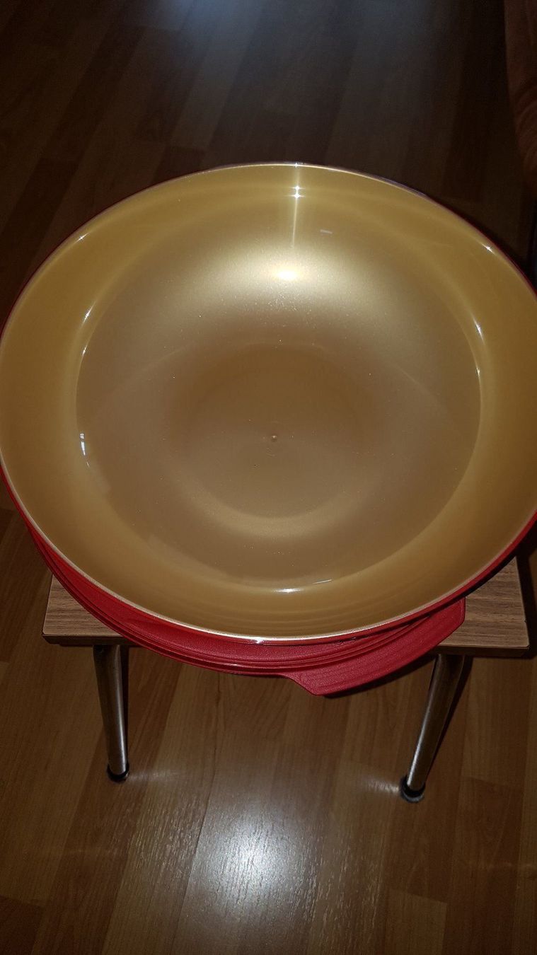 Tupperware Contenitori & Simili: Allegra Schüssel Rot/Gold 3,5Lt – Nuovo e nell'imballaggio originale da Hasle b. Burgdorf venduto da buddle32 2