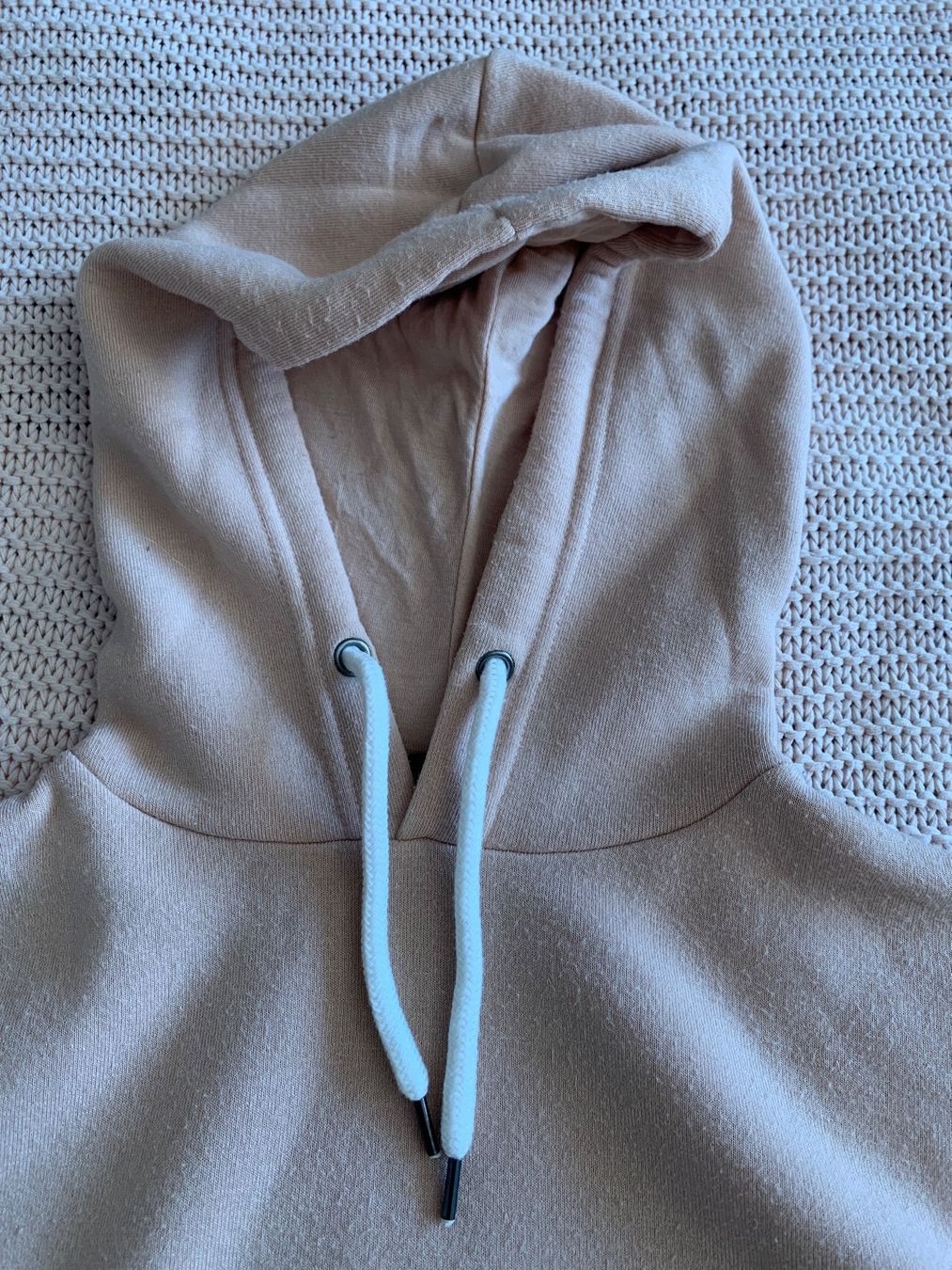 Maglioni & Felpe: Crop sweat à capuche rose – Usato da Montreux venduto da iizaa811 2