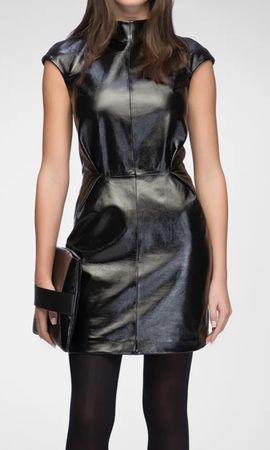 Robe courte en cuir d'agneau VSP, noir. 36/38 neuve lisez 🙏