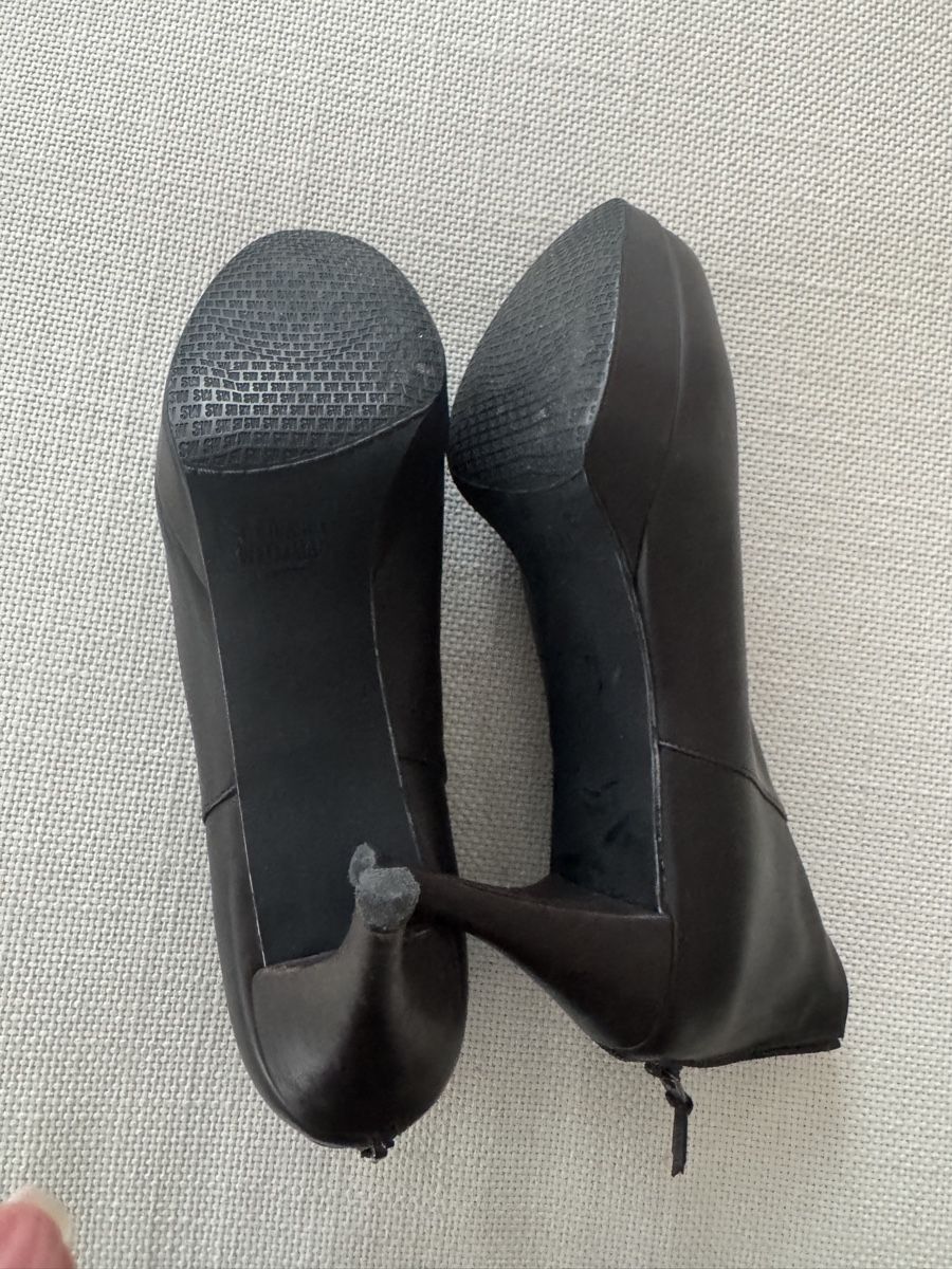 Scarpe da donna: Stuart Weitzman, elegante Stiefelette, braun, Gr. 40 – Nuovo (secondo la descrizione) da Oberwil BL venduto da cocopalm1068 3