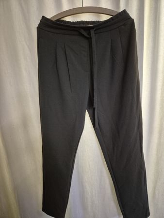 Trendige, neuwertige Zebra Stoffhose, Grösse L,