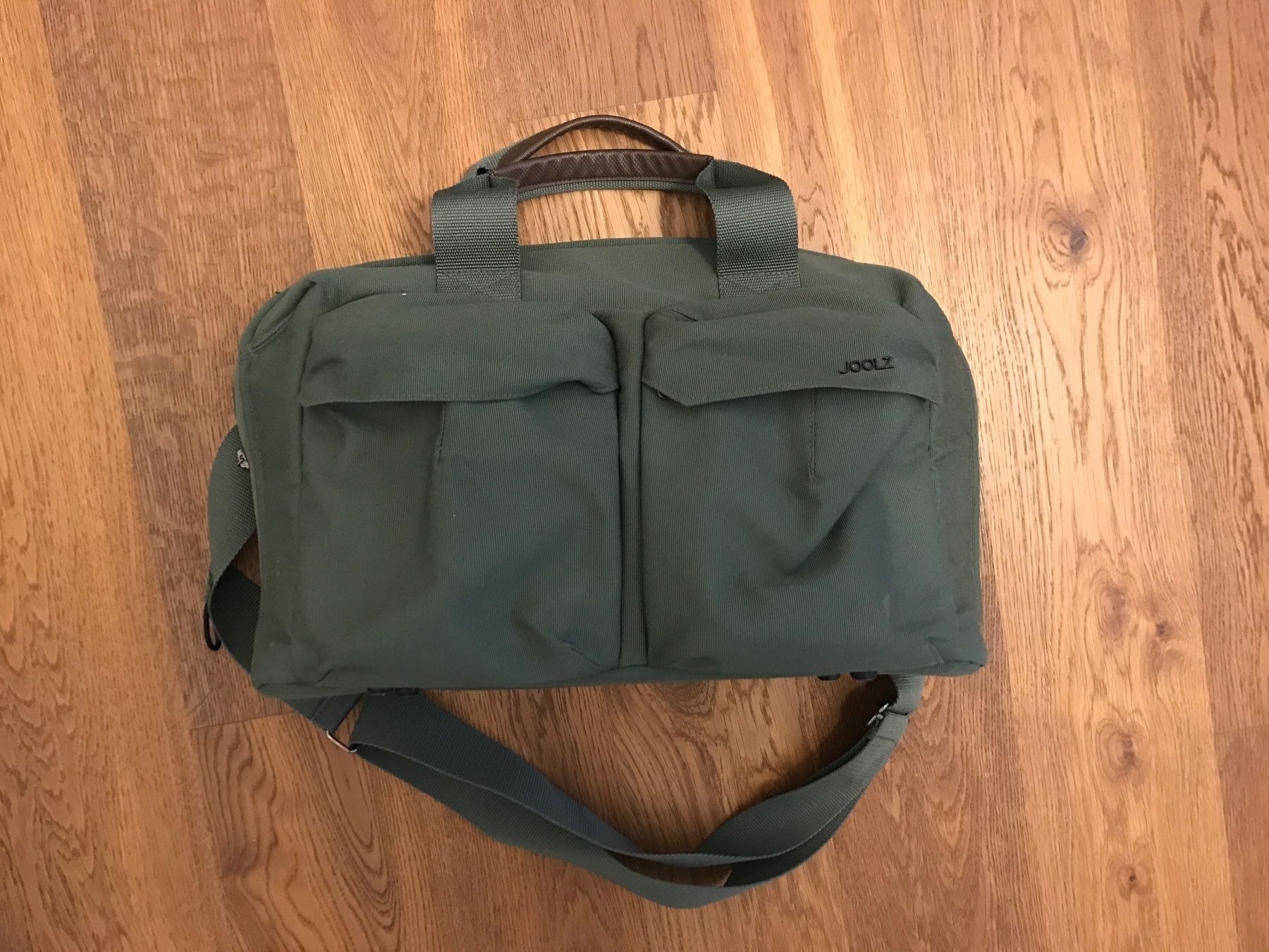 Joolz Carrozzine: Kinderwagen Joolz day+ khaki – Usato da Wollerau venduto da Oriole83 9