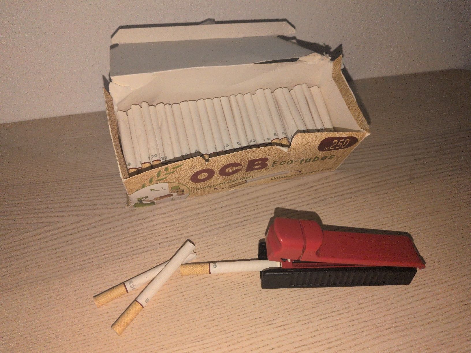 Tabacchi: Zigaretten-Stopfmaschine + ca. 100 OCB Eco-Tubes – Usato da Cham venduto da danielrlutz
