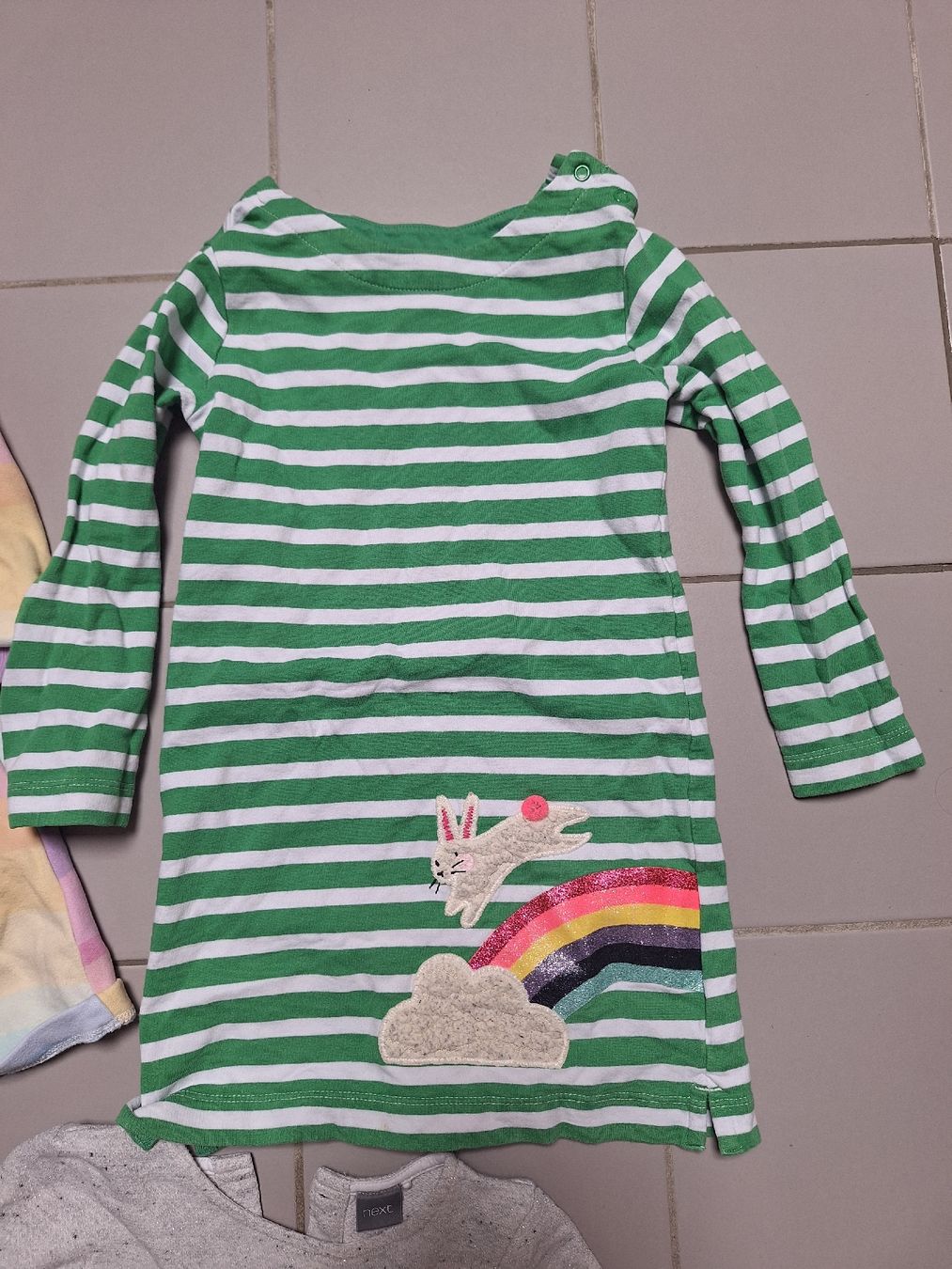 Next Lotti & Set di vestiti: 4 Kleider von Next Grösse 110 – Usato da Sissach venduto da not_c2zq 4