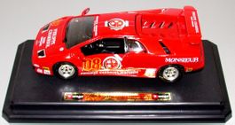 Lamborghini Diablo Supersport 1990, BBURAGO METAL KIT 1:24