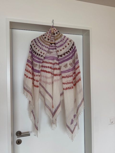 Hemisphere Foulard & Sciarpe: SCHAL VON HEMISPHERE – Usato da Wädenswil venduto da MANU2222