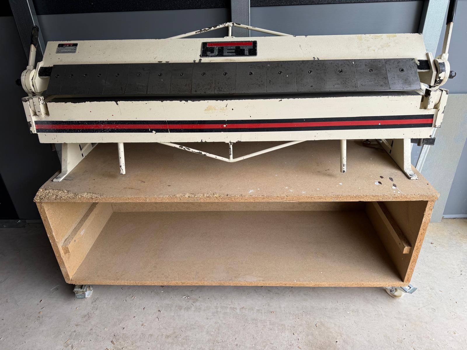 Tutte le macchine: Abkantbank Jet BP-2250N – Usato da Beringen venduto da Maka1990