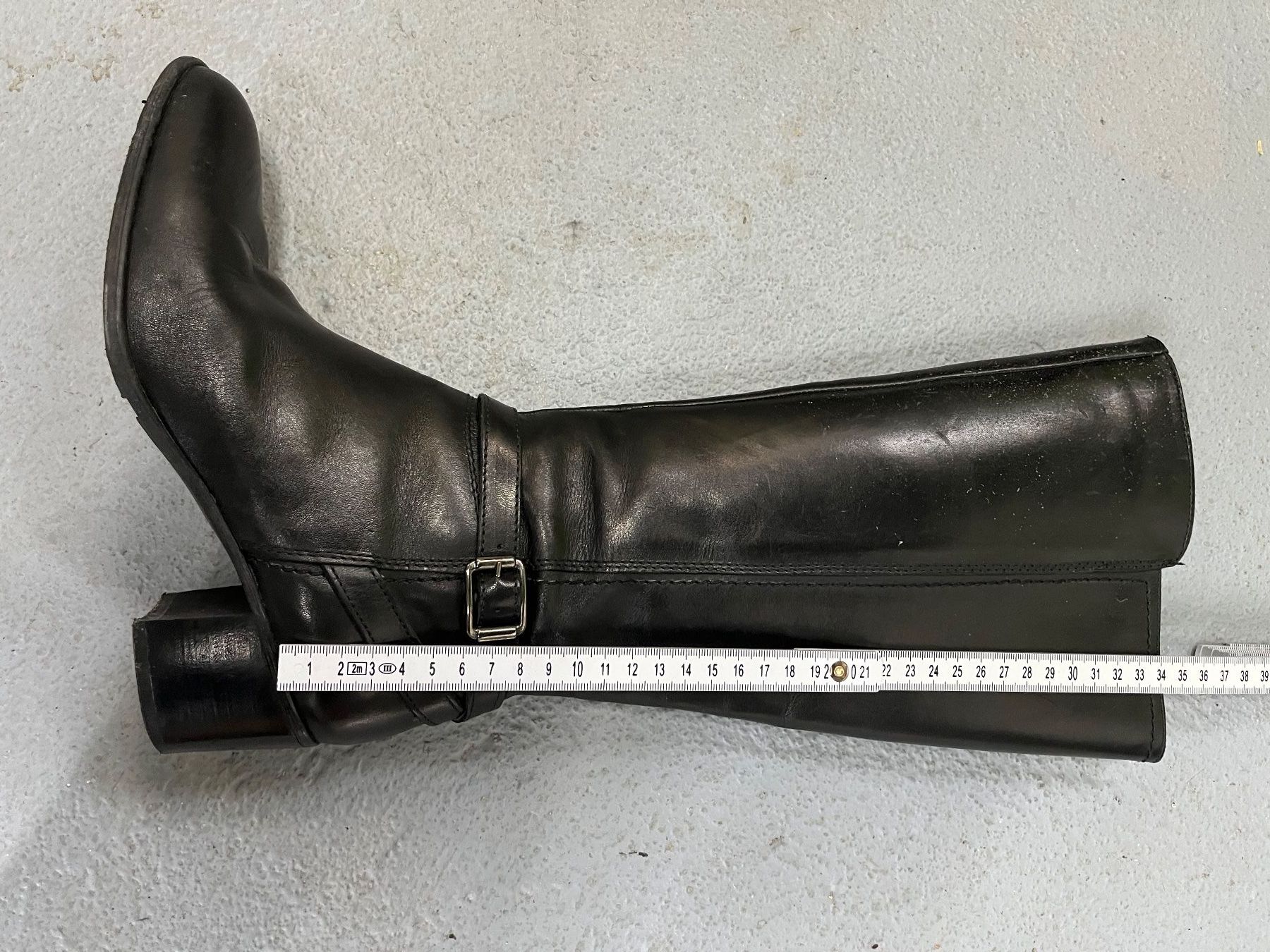 Tamaris Scarpe da donna: Lederstiefel, Gr. 38 – Usato da Attikon venduto da Yvi62 3