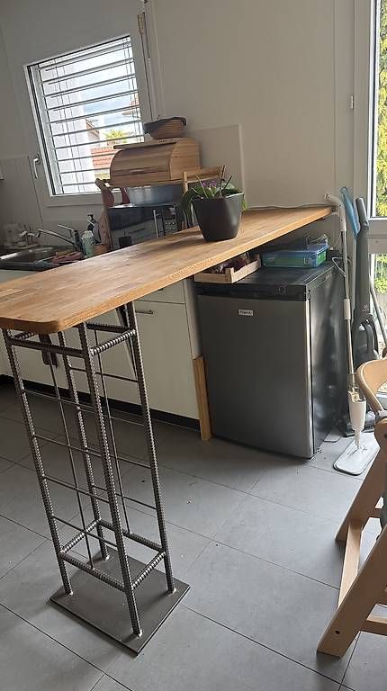Ladenausstattungen & Messebau: Bartisch – Gebraucht aus Kerns von LaBrigusz 1