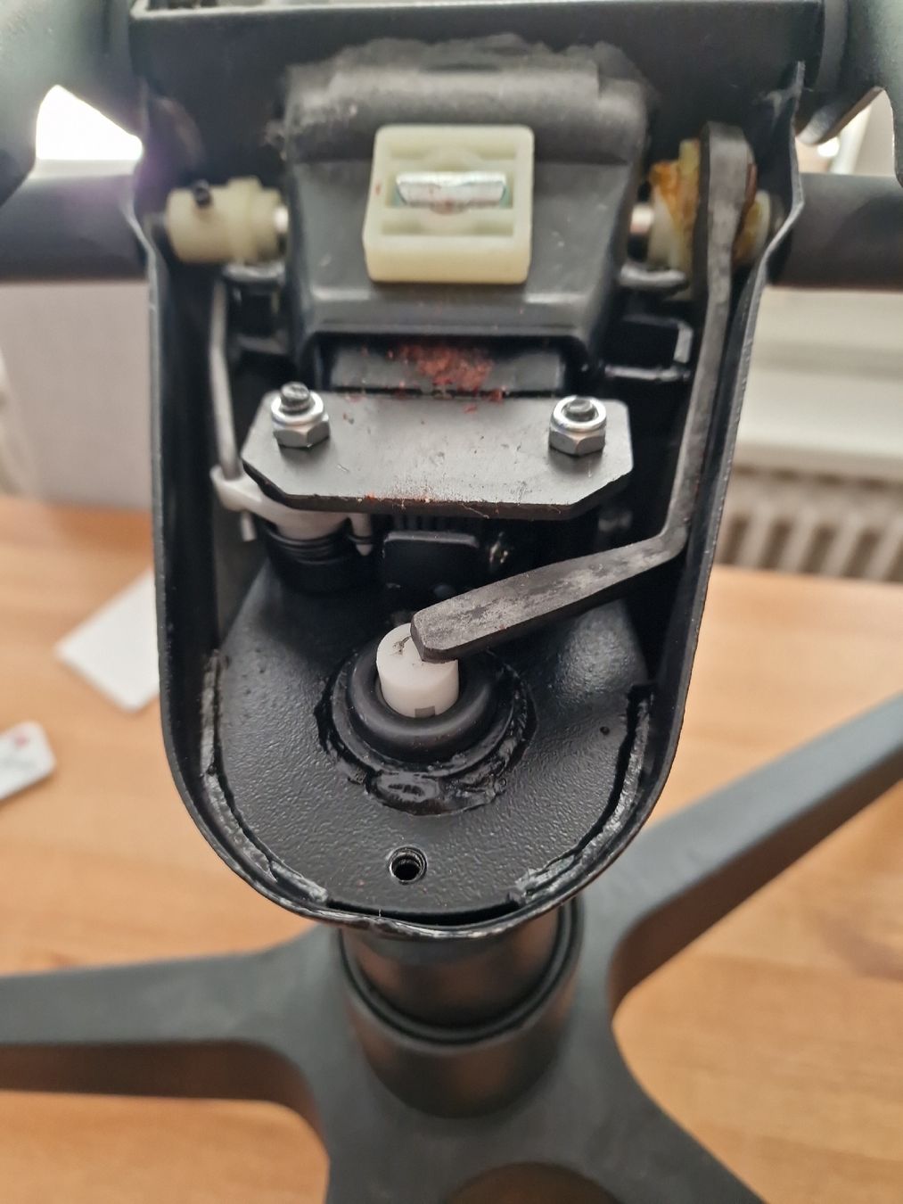 Razer Sedie: Razer Tarok Pro Gaming Chair - Usable, Needs Repair – Difettoso da Winterthur venduto da Fra90 4