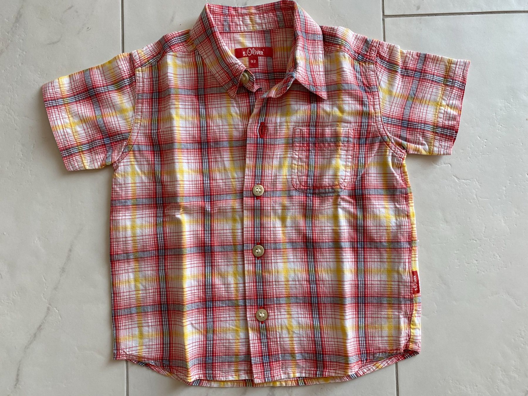 S.Oliver Chemises, T-shirts & Polos: S.Oliver Hemd kurzarm Grösse 92 – D'occasion à Wagen par 20Ricola18