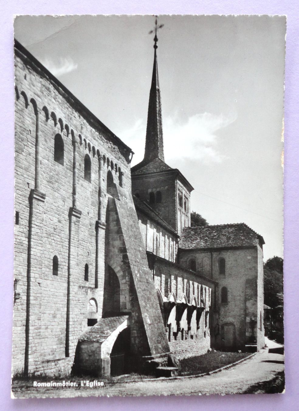 Cartoline postali: Romainmôtier, L' Eglise – Difettoso da Fétigny venduto da Billy2miny