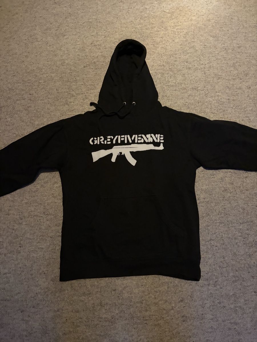 Maglioni & Felpe: Hoodie Greyfivenine – Usato da Winterthur venduto da man_6q8f