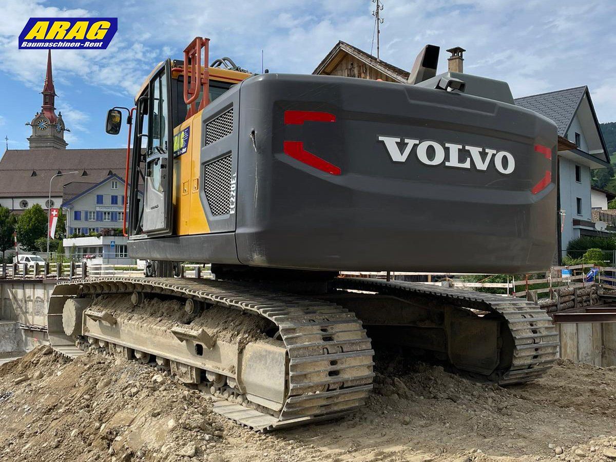 Volvo Escavatori: Volvo EC220EL Raupenbagger – Usato da Hasle LU venduto da Arag08 2
