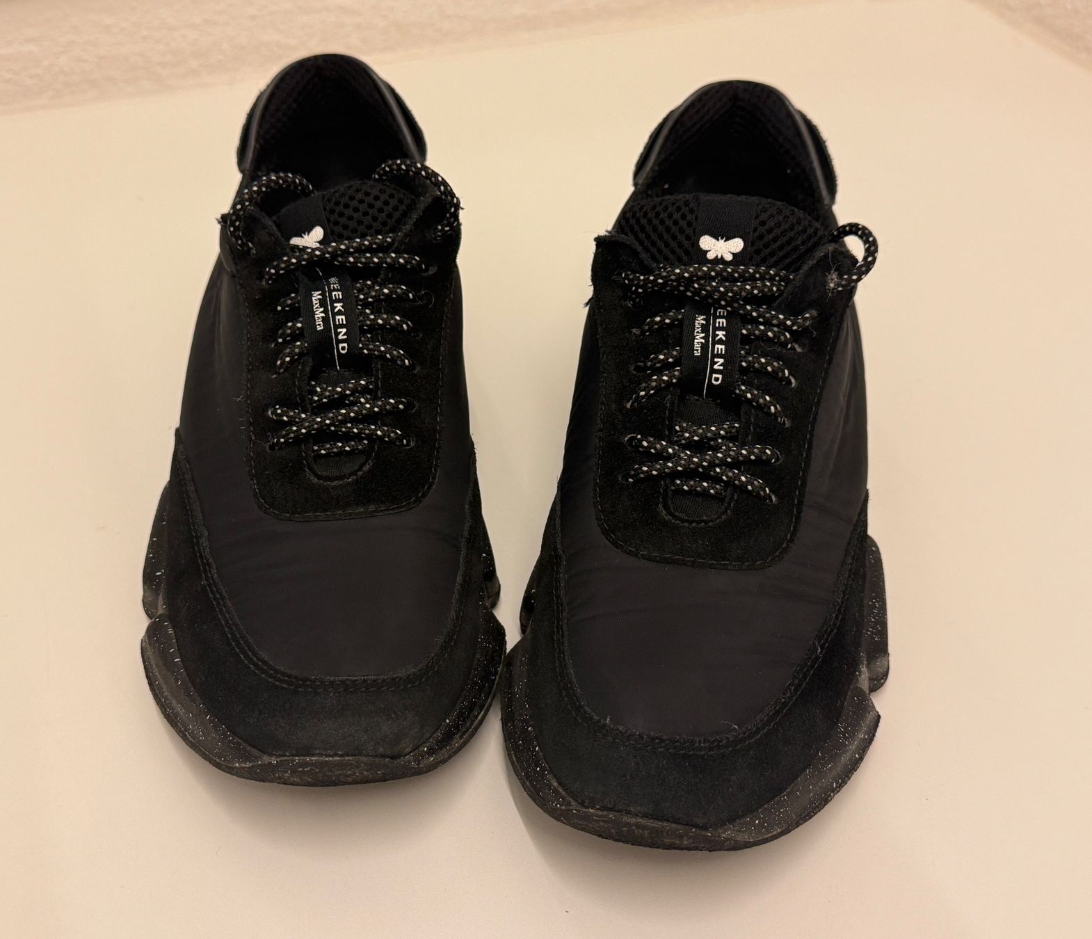 Max Mara Scarpe da donna: Schwarze Weekend Max Mara Sneaker Gr. 39 – Usato da Wilen b. Wollerau venduto da kar_8vzh 3