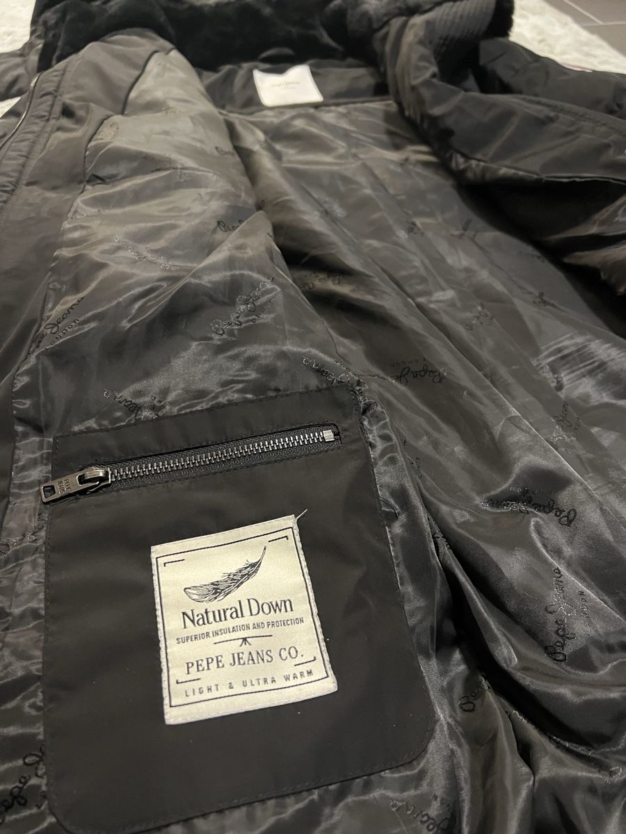 Pepe Jeans Mäntel: Pepe Jeans Daunenmantel – Gebraucht aus Muotathal von lil_pq5n 2