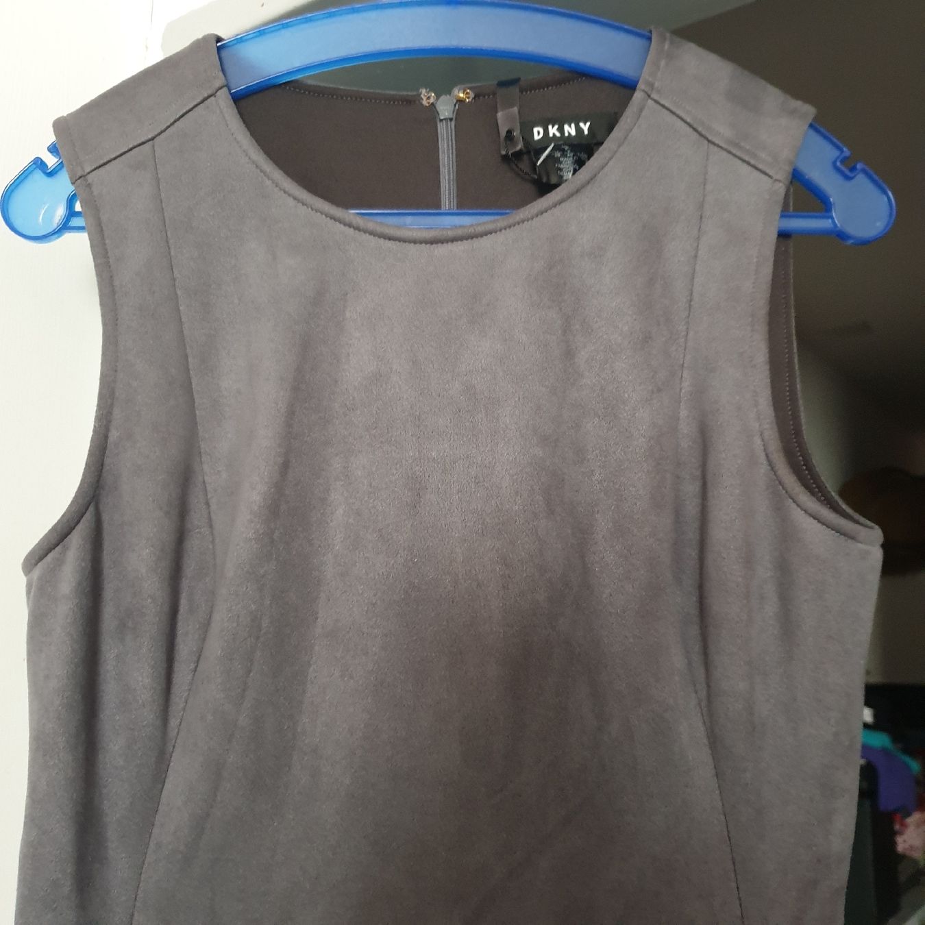 DKNY Vestiti: DKNY neues Kleid, Wildlederoptik Gr. 38 – Nuovo (secondo la descrizione) da Frenkendorf venduto da Moon111 3