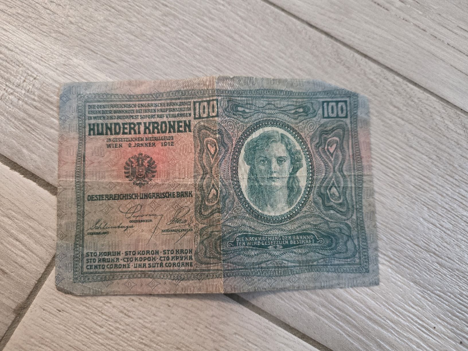 Banconote: Banknote 100 Kronen Österreich  – Usato da Dorf venduto da Echo_Elements