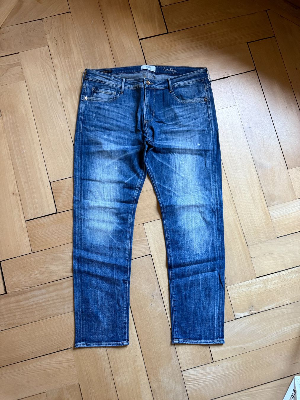 Le Temps Des Cerises Jeans: LE TEMPS DES CERISES - Jeans blau 33 – Usato da Zürich venduto da Diazaio