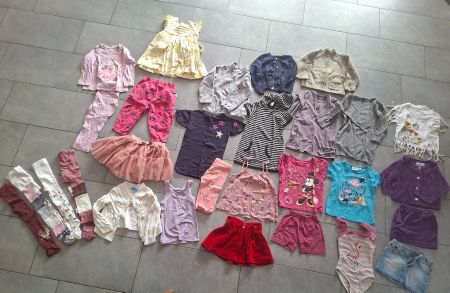 Mädchenkleider Paket Grösse 98
