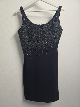 Etuikleid / Abendkleid AlfaBeta – Dunkelviolett/Aubergine 
