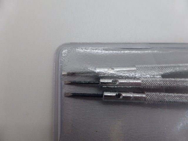 Alle Werkzeuge: Assortiment de 3 tournevis WITCHI – Neu und originalverpackt aus Porrentruy von Tic-Time 1