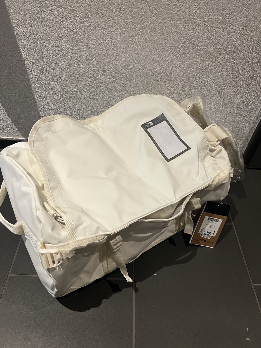 North Face Rucksäcke: The North Face Rucksack  – Neu und originalverpackt aus Holziken von 181281 2