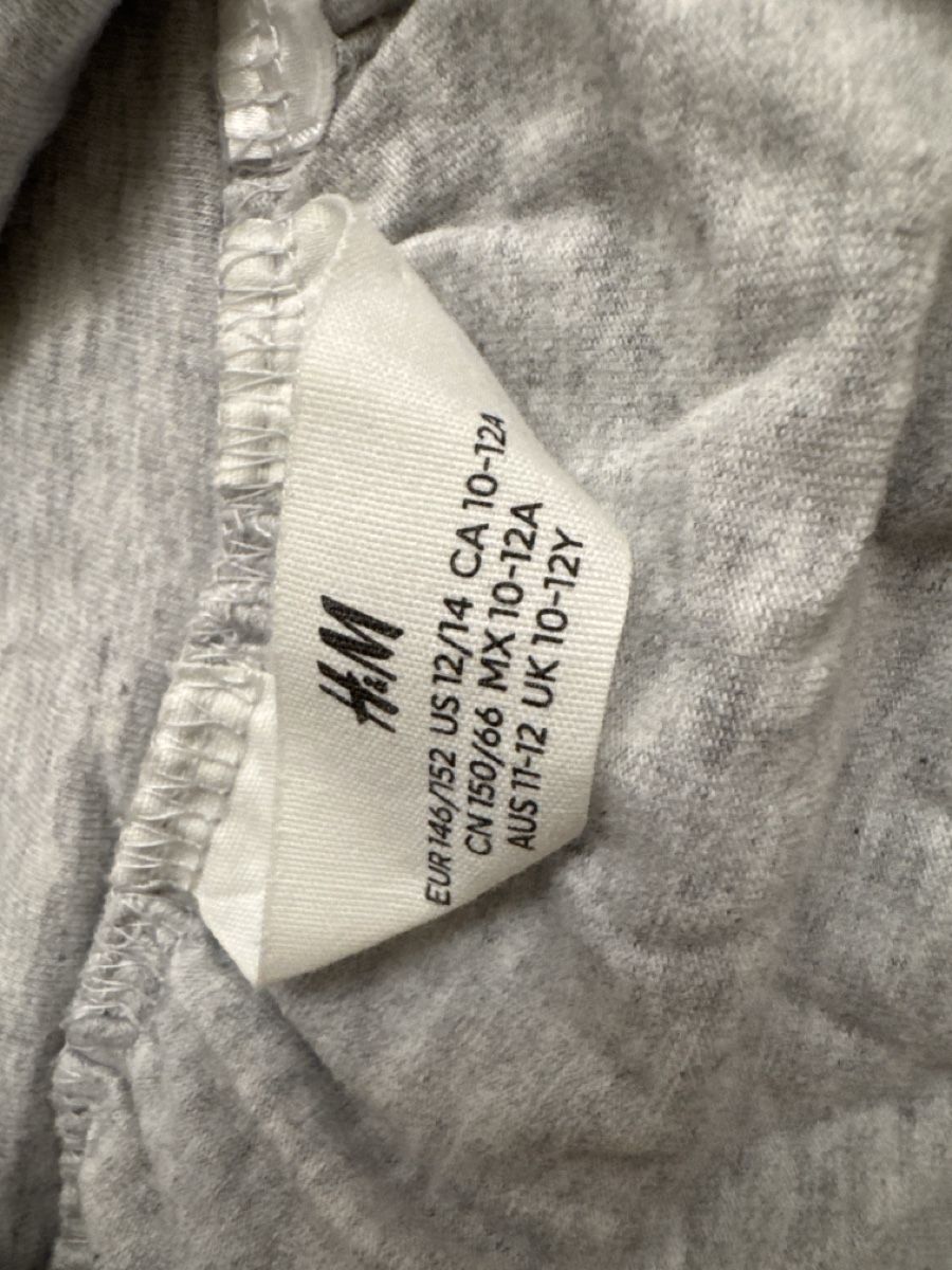 Robes et jupes: Jupe H&M 146/152 – D'occasion à Fribourg par Veronique22 1