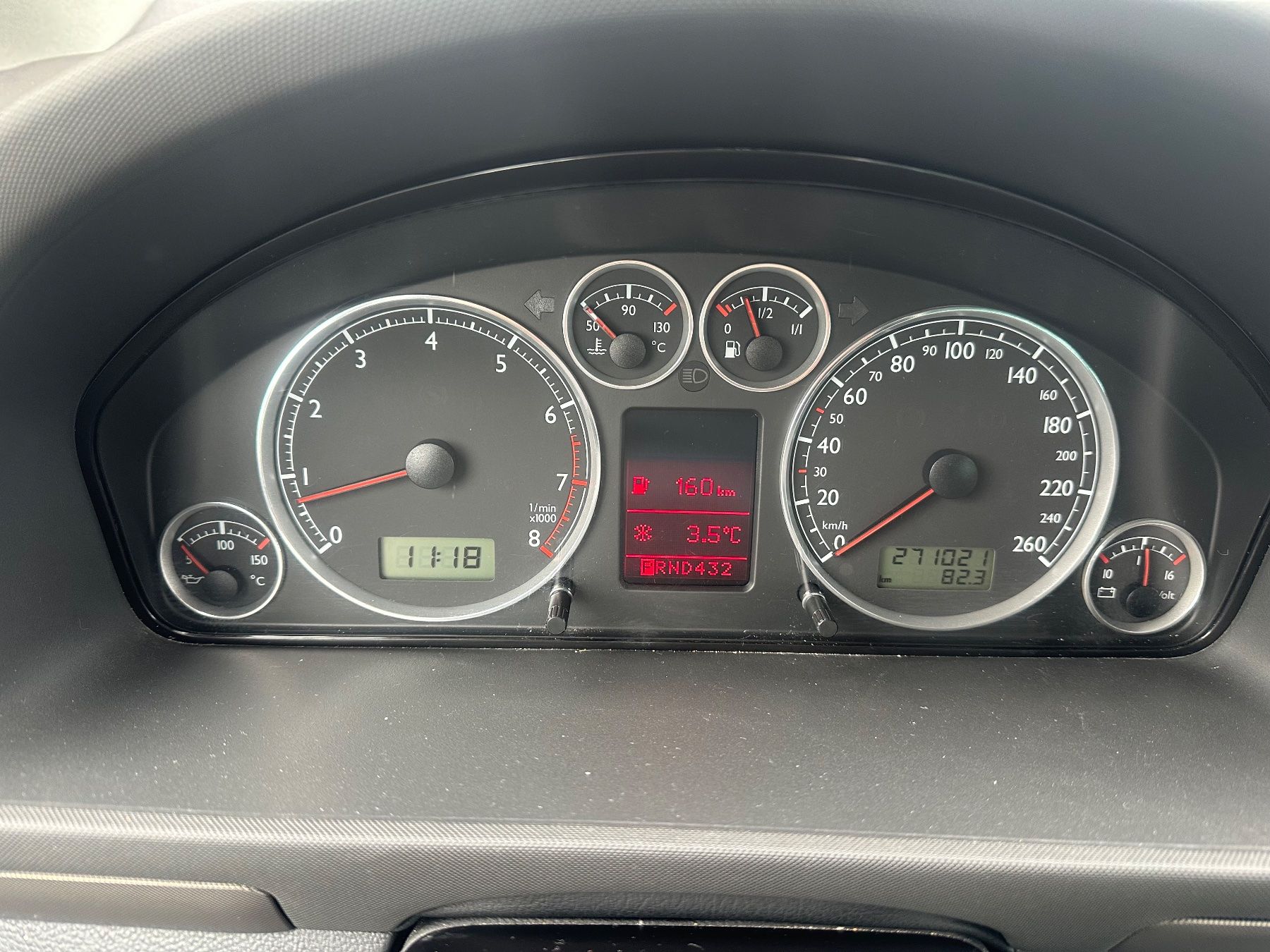 VW Automobili: Vw Sharan///v6 2,8i/// Automat/// – Usato da Pfäffikon SZ venduto da Ami_ble 8