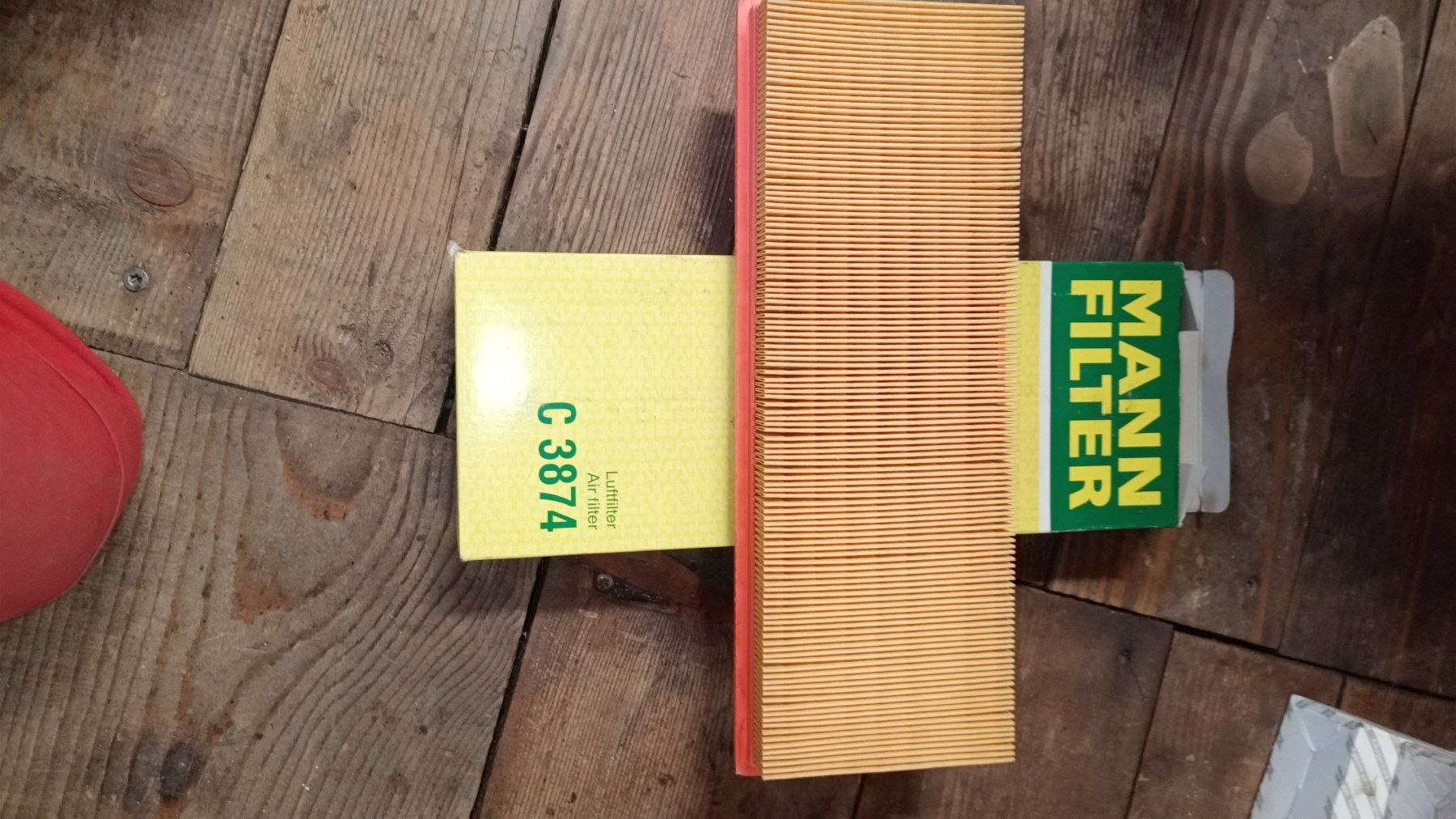 Fiat Tutti pezzi di ricambio auto: Luftfilter Fiat Punto1 – Usato da Trub venduto da citroen-hy 1