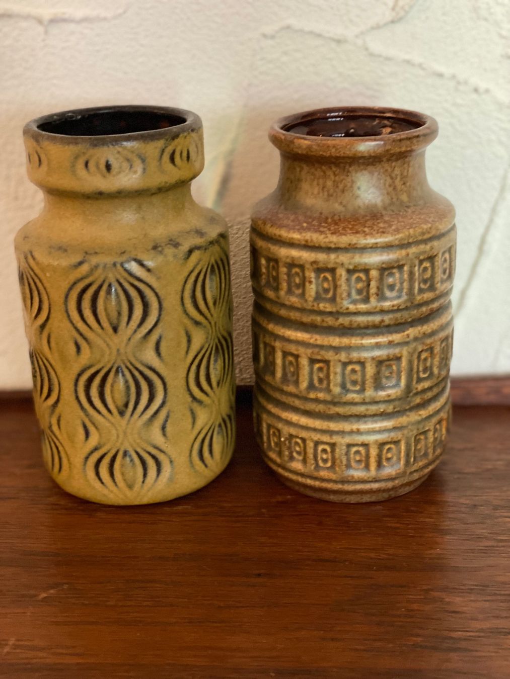 Vasen & Gefässe: 2 kleine Mid-Century Vasen – Gebraucht aus Rorbas von tun_m7fz