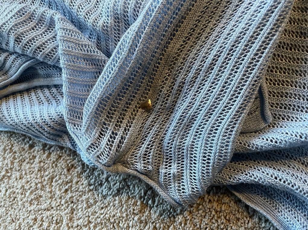 Boleros: Hellblaue Poncho – Gebraucht aus Herisau von Ciaoschein 1