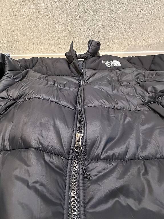 North Face Giacche: North Face Jacke neu – Nuovo (secondo la descrizione) da Schaffhausen venduto da Nathalia33