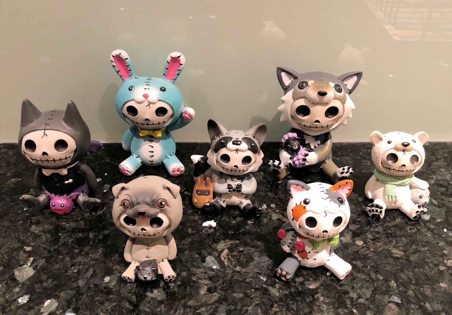 Statuette: Furrybones Figuren, handbemalt – Usato da Stäfa venduto da Jasna89