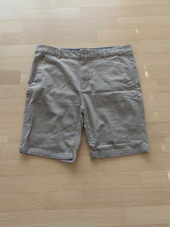 Kurz Hose Chino Grösse 35