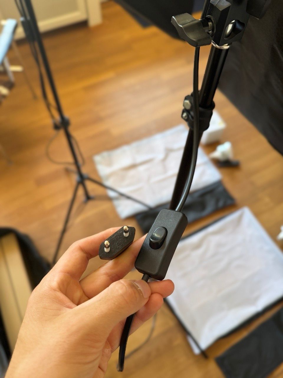 Lampen: FGen Studiolicht-Set, 2x LED-Softbox mit Stativ, & Tasche – Neu (gemäss Beschreibung) aus Riehen von lor_d5w8 4