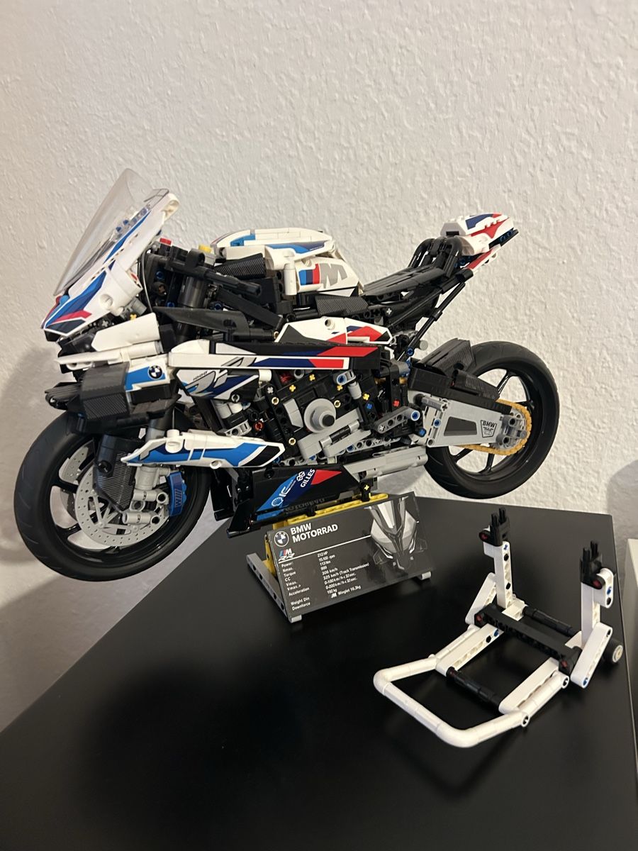 Lego Jeux de construction: Lego BMW M1000RR - 42130 – D'occasion à Thörishaus par Luismdbarbosa 1