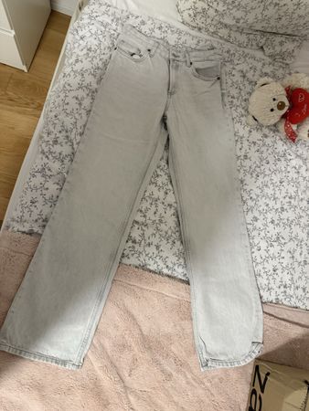Zara mid waist jeans