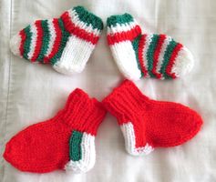 Ferrari Babystrickhosen , Schal und Socken