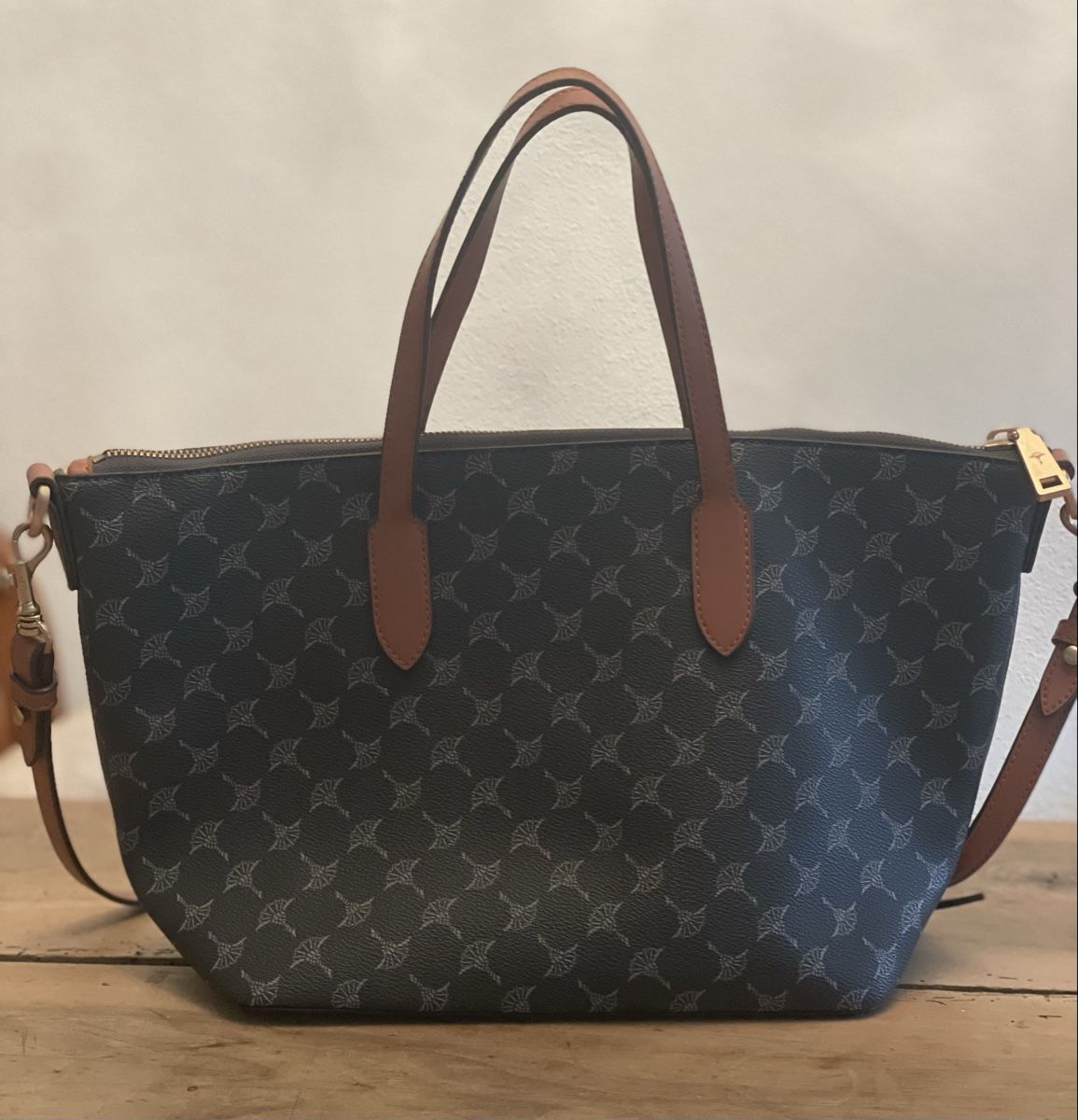 Joop Borse da donna: Joop! Shopper mit Schmetterlingen – Usato da Schaffhausen venduto da marakesch41 2
