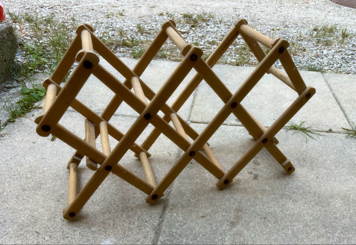 Etagères & Armoires à vins: Porte-bouteilles pliable en bois  – D'occasion à Vallorbe par gtornado80