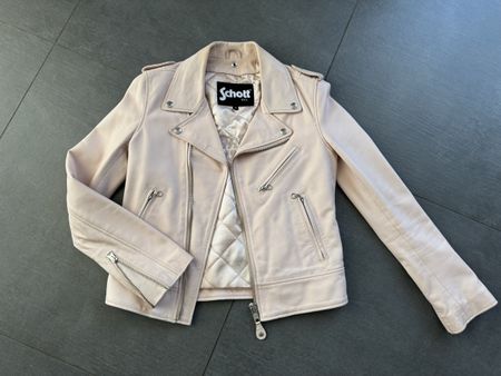 Perfecto Schott NYC femme, cuir d’agneau aniline; rose clair