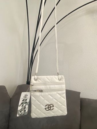 Elegante Damenhandtasche – neu und unbenutzt