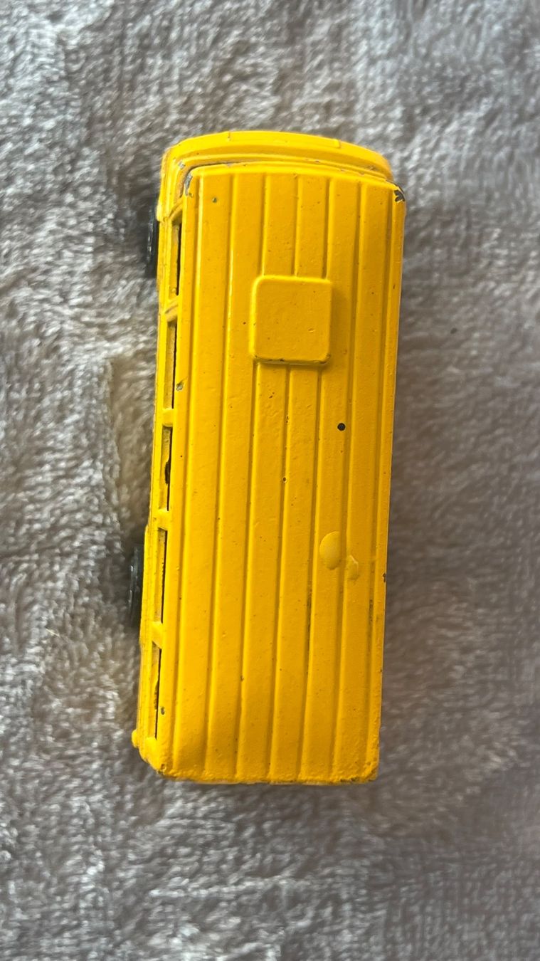 Modellini d'auto: Gelber Heathrow Bus – Usato da Schübelbach venduto da Dolly990_2 2