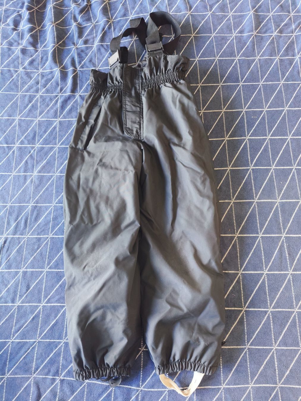 Reima Pantaloni: Reima Winter Hose schwarz 122 – Usato da MUEHLAU venduto da ibo_5c7d
