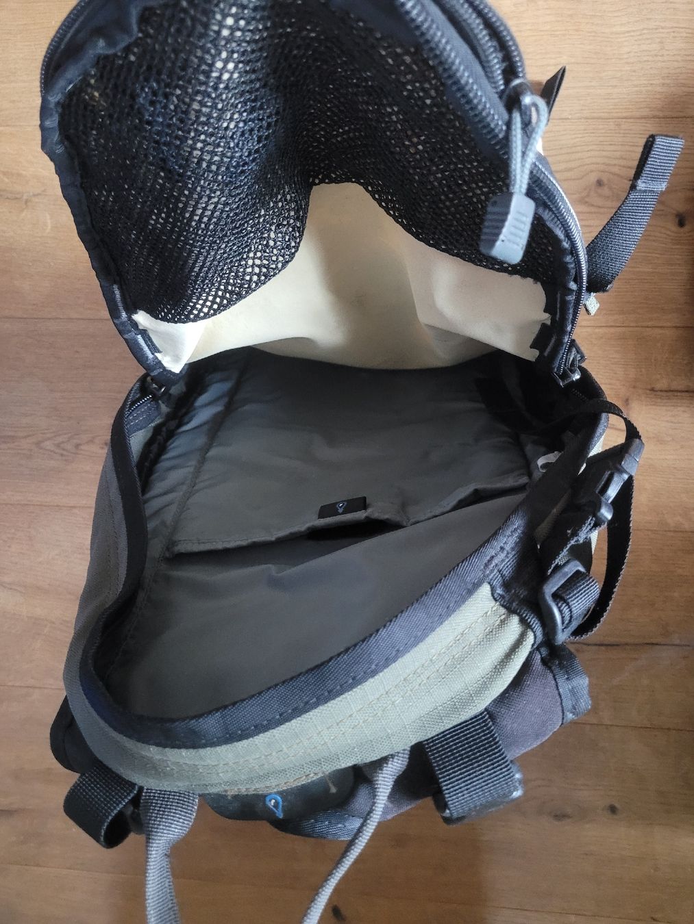 Dakine Zaini: Dakine Rucksack – Usato da St.stephan venduto da dag_240 2